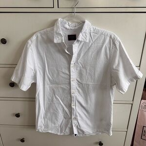UNTUCKit Men’s Button Down Shirt